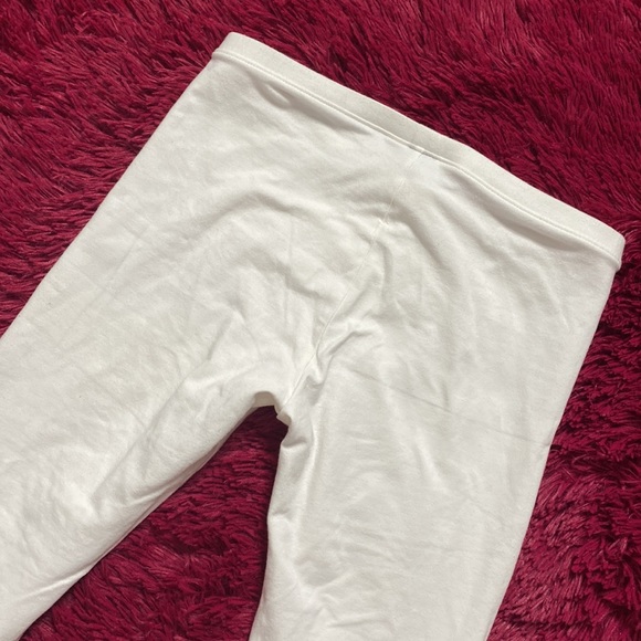HUE white floral cutout leggings - Picture 8 of 15